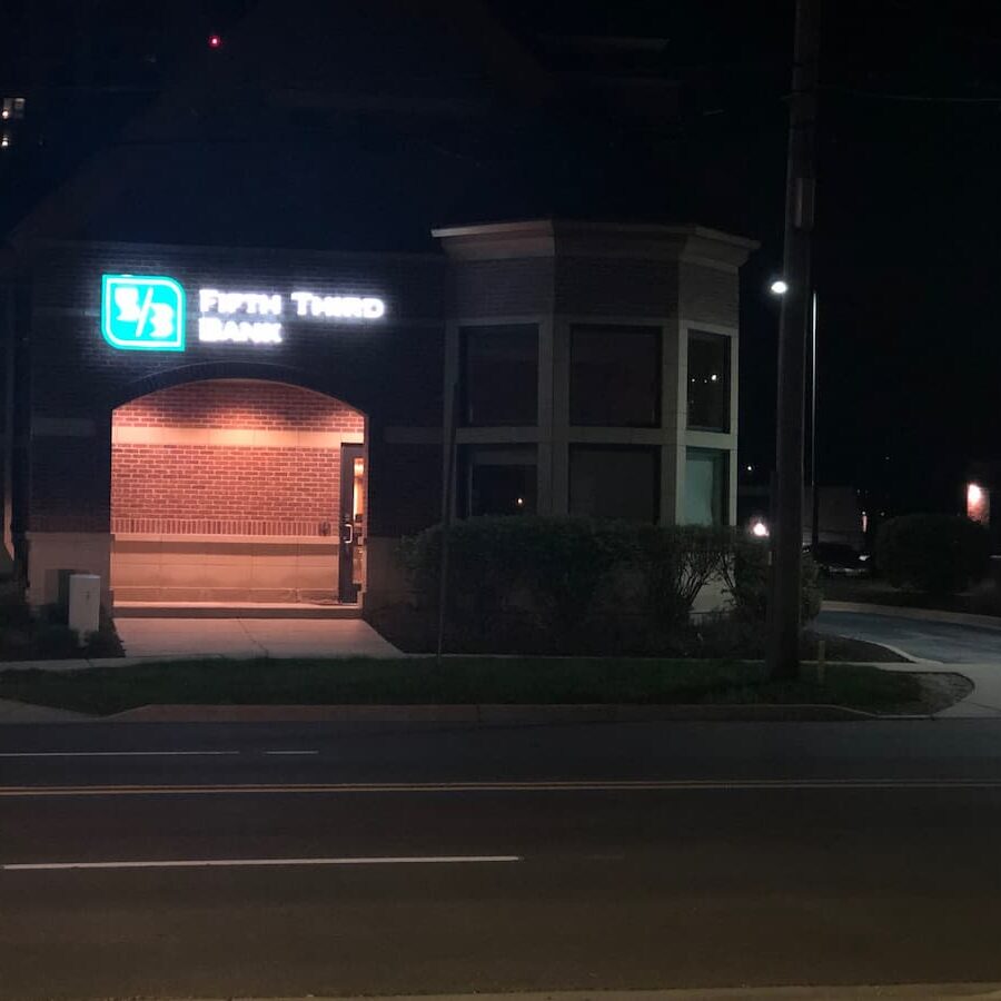 illuminated Fifth Third Bank sign photo